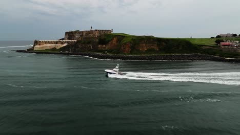 boat leaving old san juan bay after the 70th international billfish tournament 14