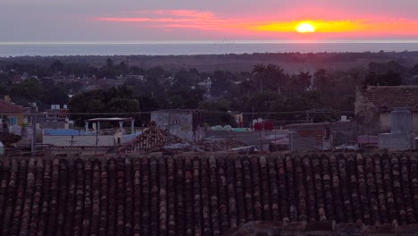 Una-Hermosa-Vista-De-La-Pintoresca-Y-Encantadora-Ciudad-De-Trinidad-Cuba-Al-Atardecer