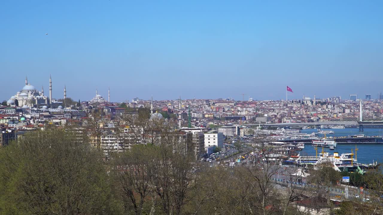 갈라타 타워에서 이스탄불의 멋진 전망.터키. 도시의 유럽 지역.