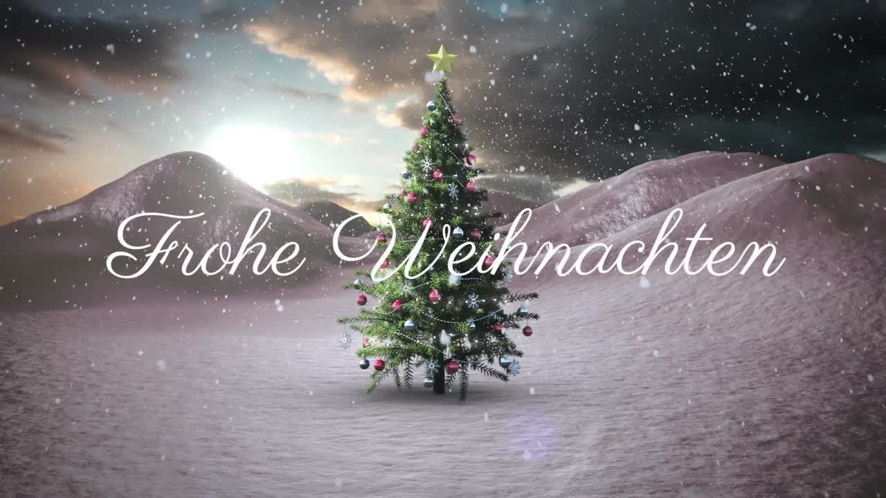 Text „Frohe Weihnachten“ und fallender Schnee vor einem Weihnachtsbaum in einer Winterlandschaft