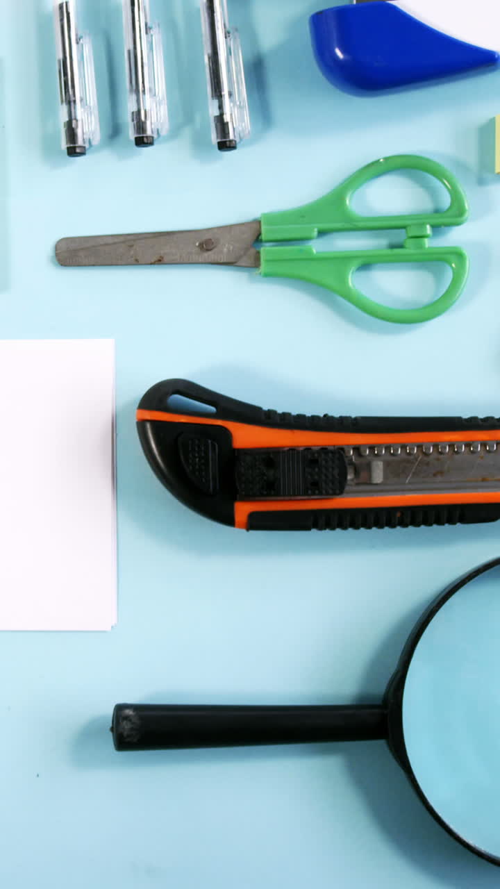 사무실 서류 및 장비