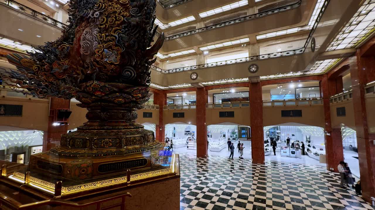 Exploring the Luxurious Interior of a Department Store in Ginza, Tokyo