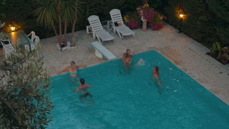 Family-relaxing-in-the-swimming-pool