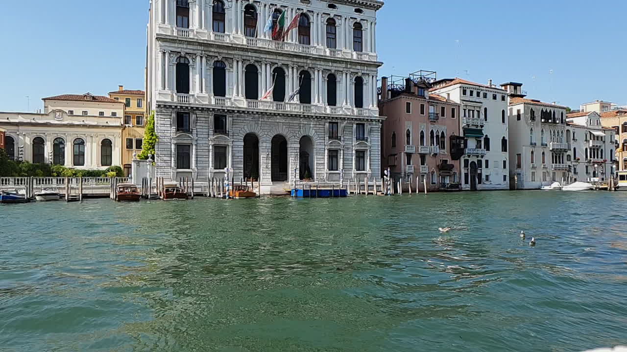 -venice_gran_canal_slomo_building_v2 프레임 속도: 30