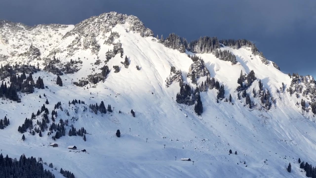 Churfirsten, vetta montuosa, stazione sciistica, Svizzera, Alpi Svizzere, regione alpina.