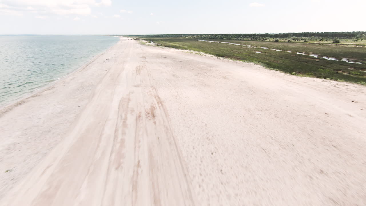 해안 해변과 습지 풍경 공중 사진