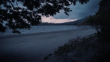 Looking-out-at-the-beach-on-an-overcast