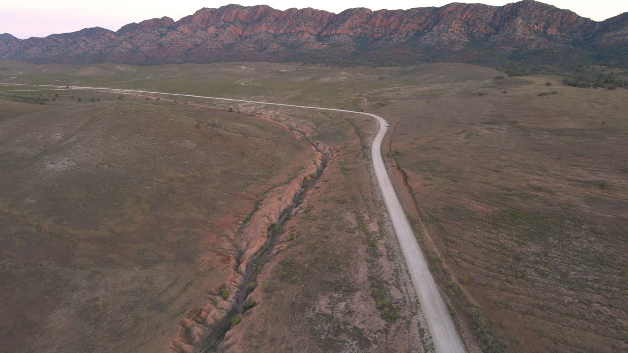 vista ascendente rango de ancianos paisaje del parque nacional, sur de australia