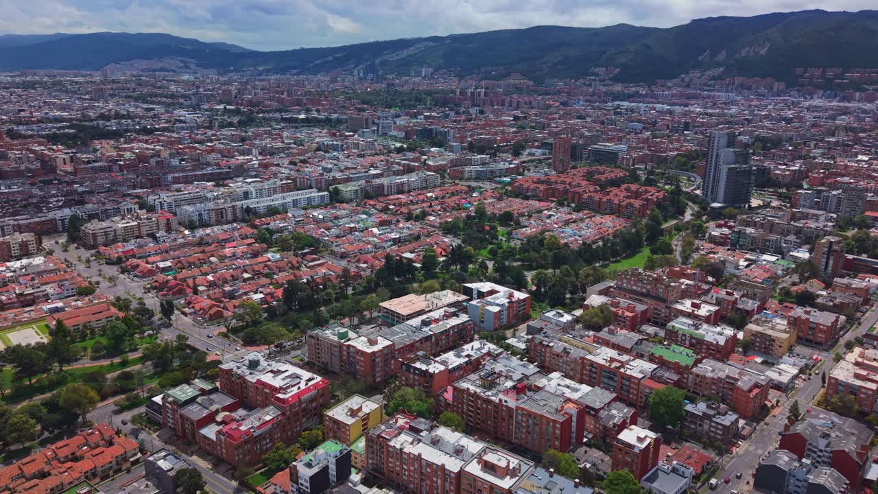 Aerial view of Navarra Neighborhood park conveying harmony and community