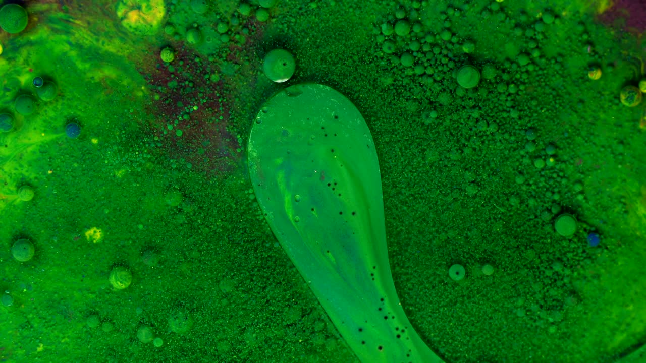 4k 추상 액체 기름 거품 배경