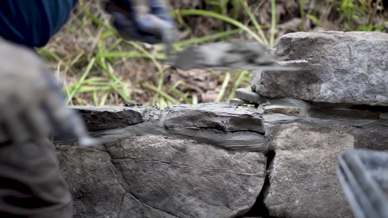 Building a Stone Wall