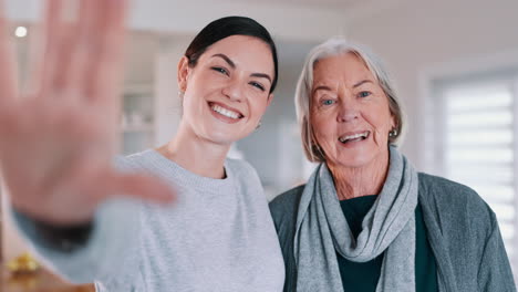 Frau,-ältere-Mutter-Und-Selfie-Mit-Gesicht