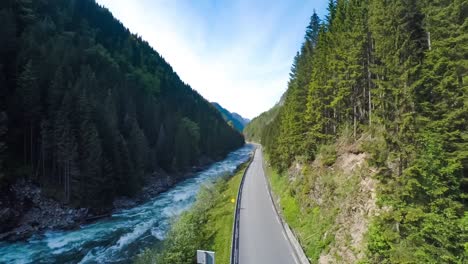 Imágenes-Aéreas-De-La-Carretera-En-Noruega.-Hermosa-Naturaleza-Noruega