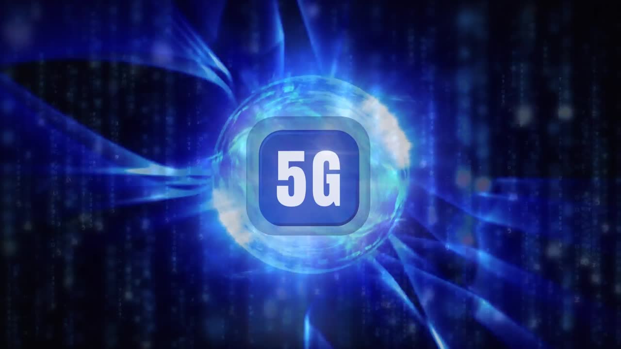 logotipo de 5g en un botón rodeado por un círculo de luz azul con formas ondeando alrededor