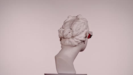 ancient bust with 3d glasses