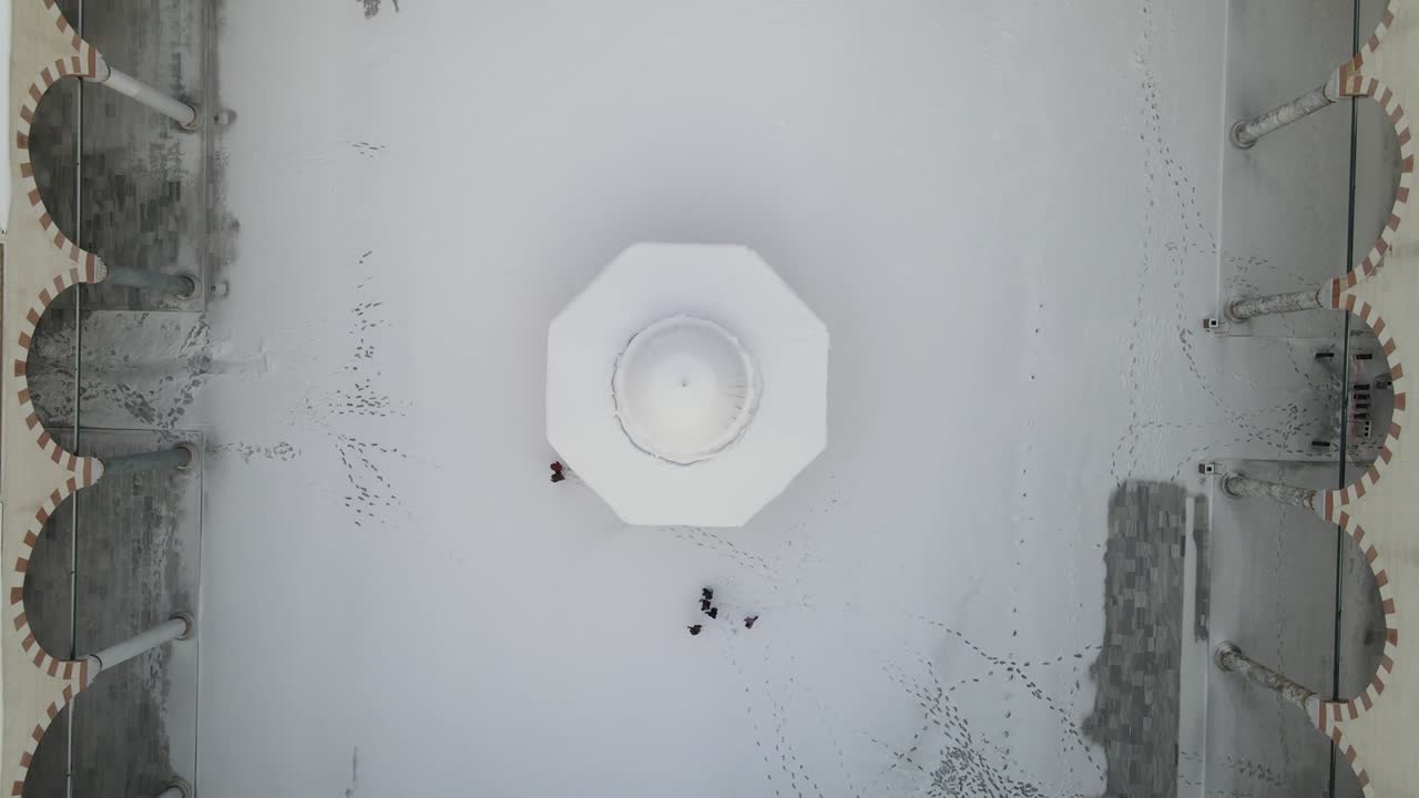 카밀카 모스크의 눈, 드론 비디오, 우스쿠다르 이스탄불, 터키