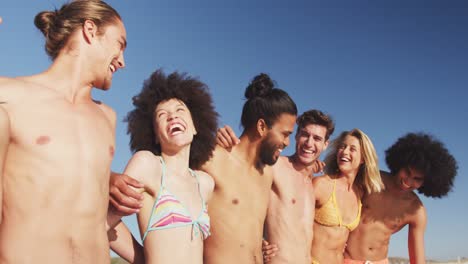 friends in front of the sea