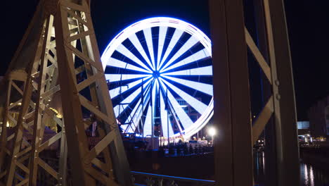 Timelapse-of-ferris-wheel-in-Cologne-near-Schokoladenmuseum