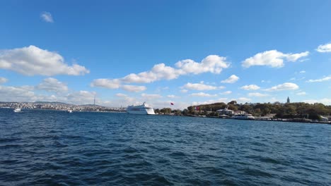 istanbul cruise ship view