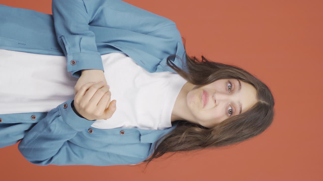 Vertical video of The young woman who said she didn't know.