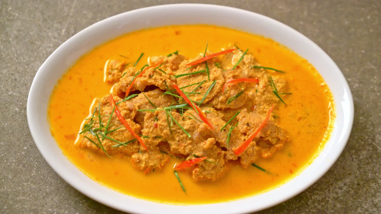 kit de comida tailandesa curry panang con cerdo - estilo de comida tailandesa