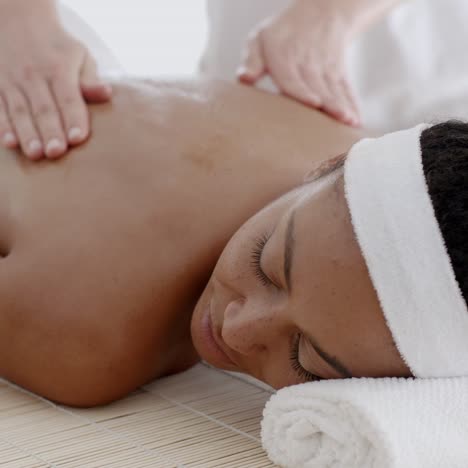 Massage-On-Woman-Body