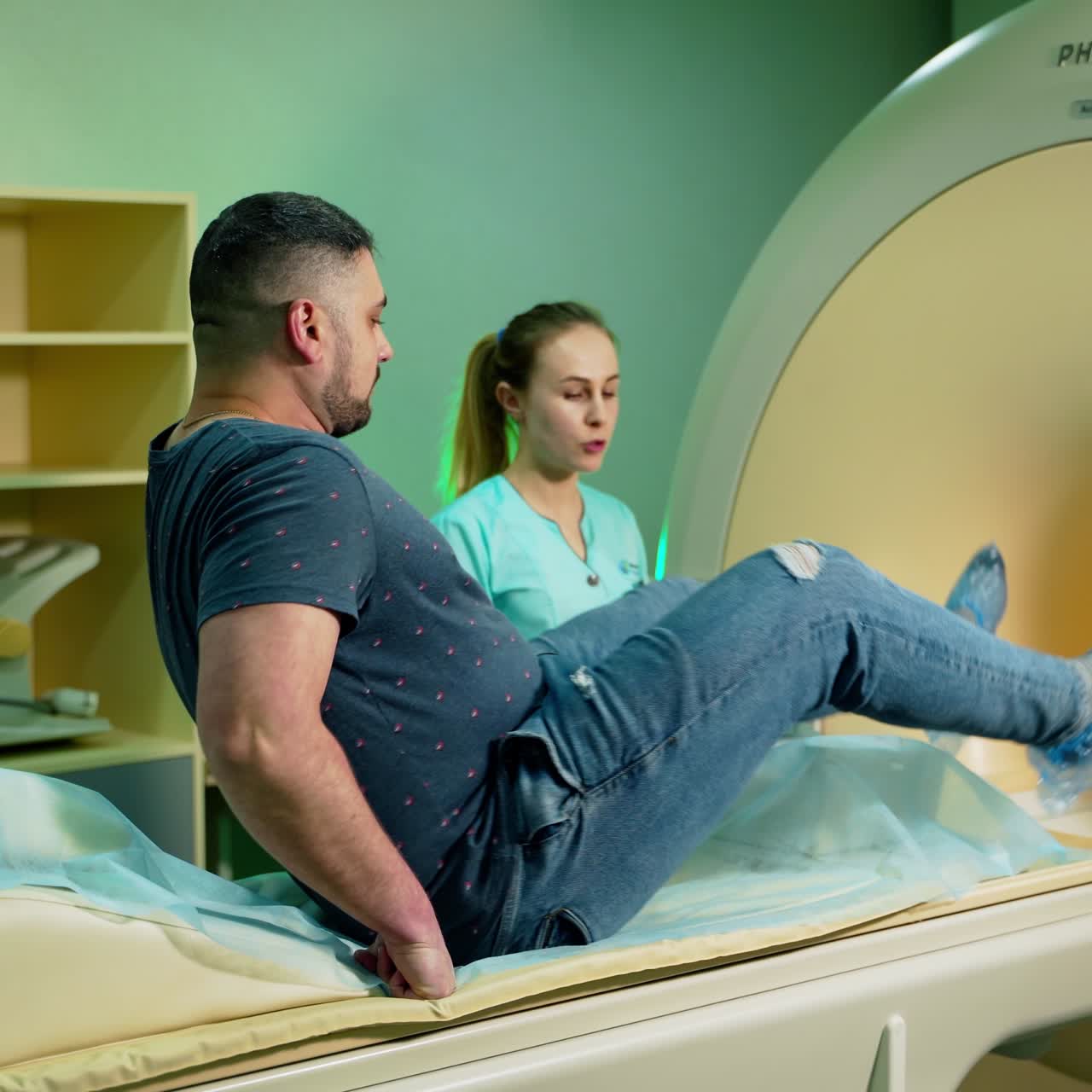 Magnetic resonance imaging scan