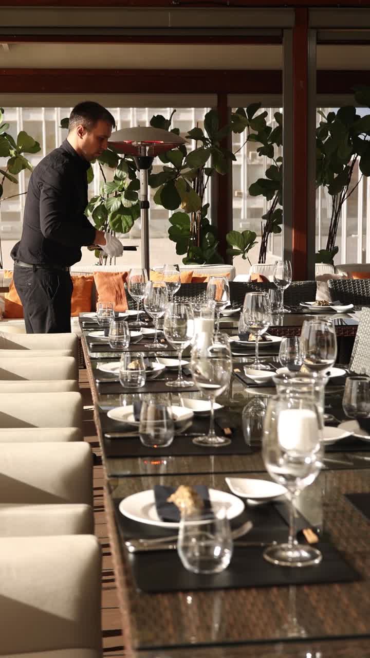 식당 테이블 설정