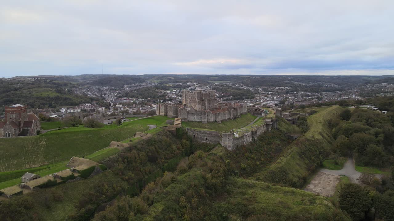 도버 캐슬 켄트 잉글랜드 드론 시점, 공중 4k 영상