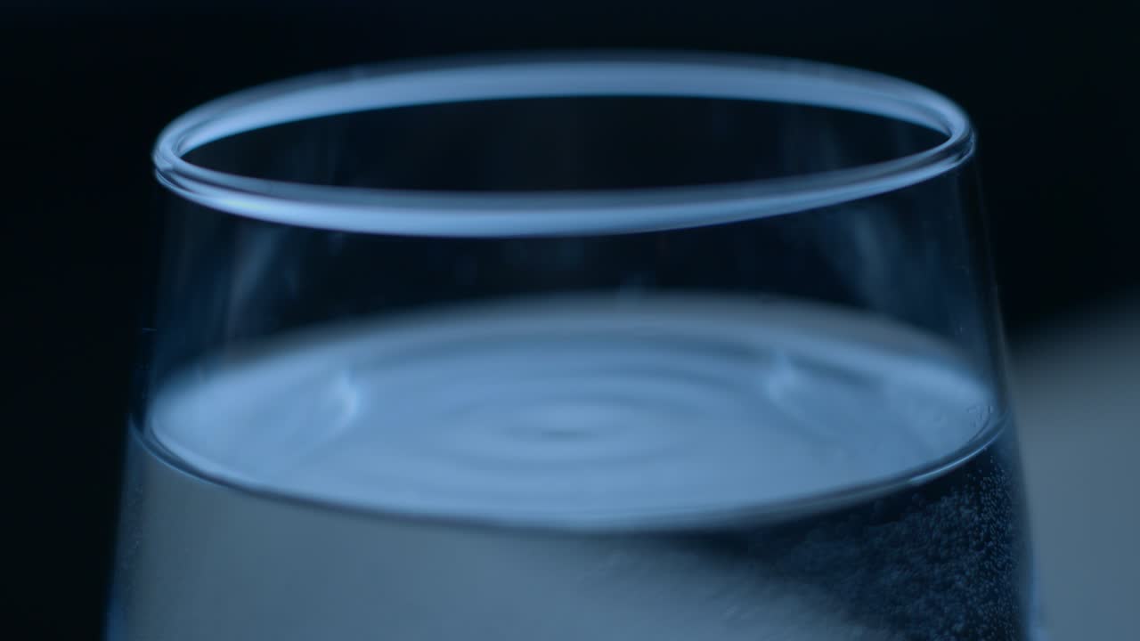 vidrio terremoto movimiento lento