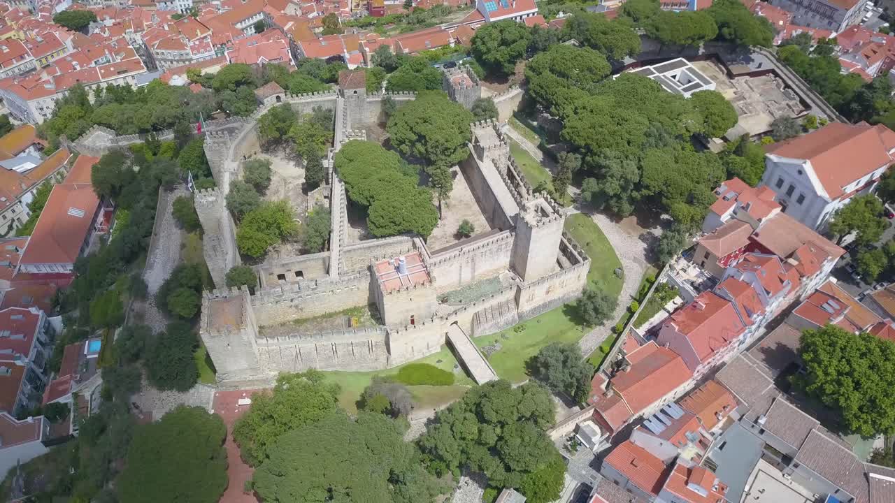 S&atilde;o Jorge Castle overlooking Lisbon. Aerial fly-over