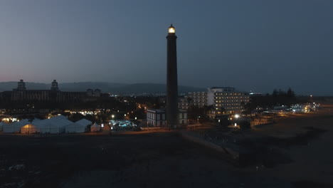 Leuchtturm-Von-Maspalomas,-Nachtansicht-Der-Insel-Gran-Canaria,-Spanien