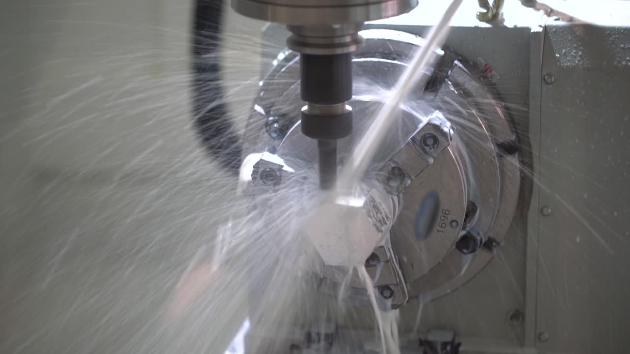 금속 가공 cnc 밀링 머신.