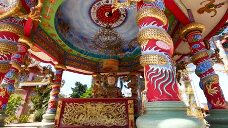 colorful chinese temple exterior design, daylight