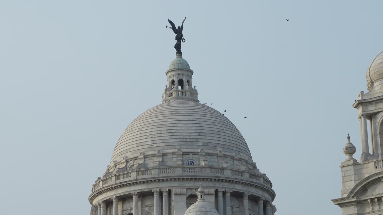 Victoria Memorial, Kolkata: A Detailed Look at its Stunning Architecture