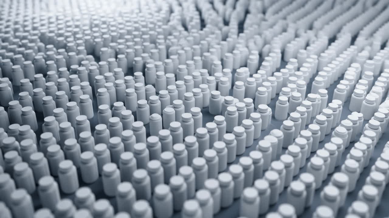 Un mare di flaconi di medicinali