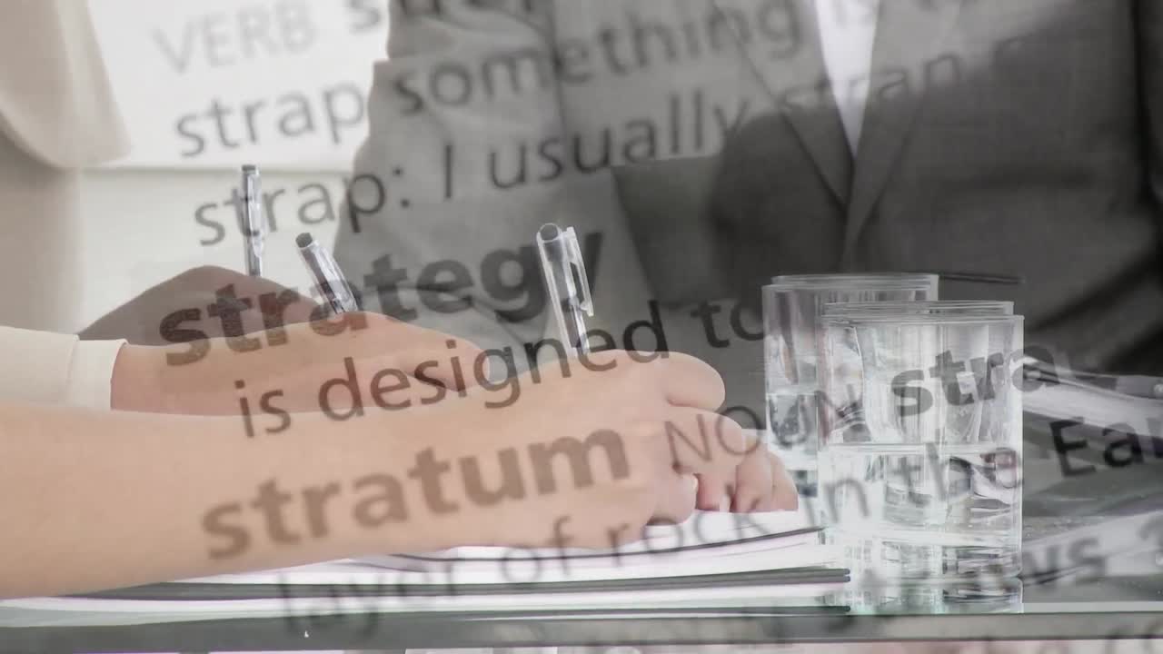 다양한 사업가들이 메모를 하는 텍스트의 애니메이션