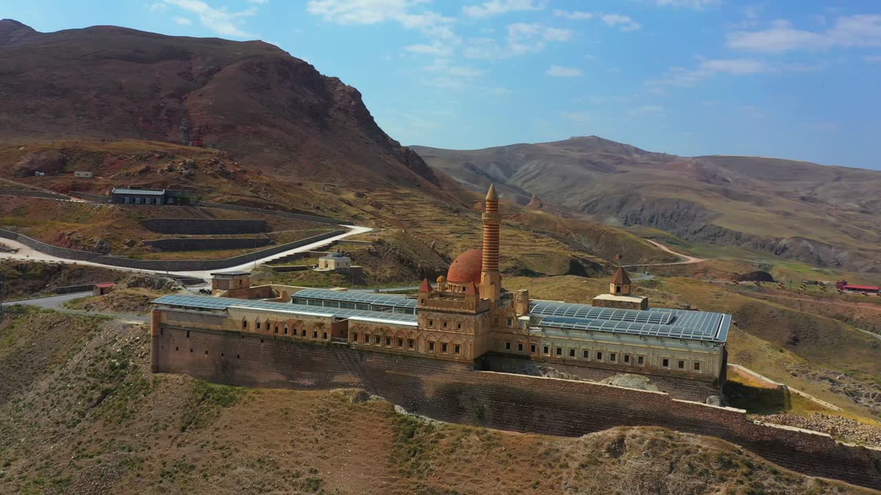 isaac pasha. ¿qué es esto?