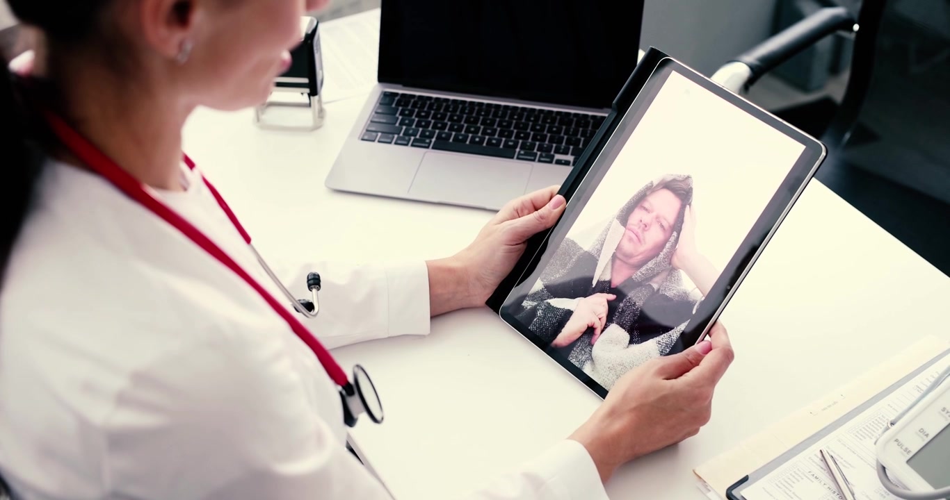 Partecipa a una consulenza virtuale con un professionista sanitario per una guida esperta.