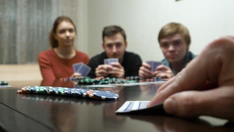 poker game at home