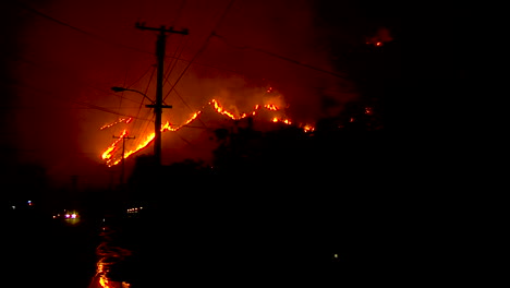 The-Thomas-Fire-Burns-In-The-Hills-Above-The-101-Freeway-Near-Ventura-And-Santa-Barbara-California-3