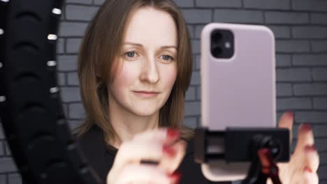 shooting of blogger girl with ring led lamp