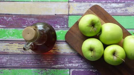manzanas verdes y vinagre de manzana