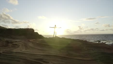 Vista-De-Drone-Capturada-De-Yoga-En-El-Lado-De-La-Playa-Hermosa-#-Phantom-4-Pro