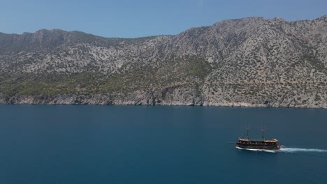 tour boat aerial view