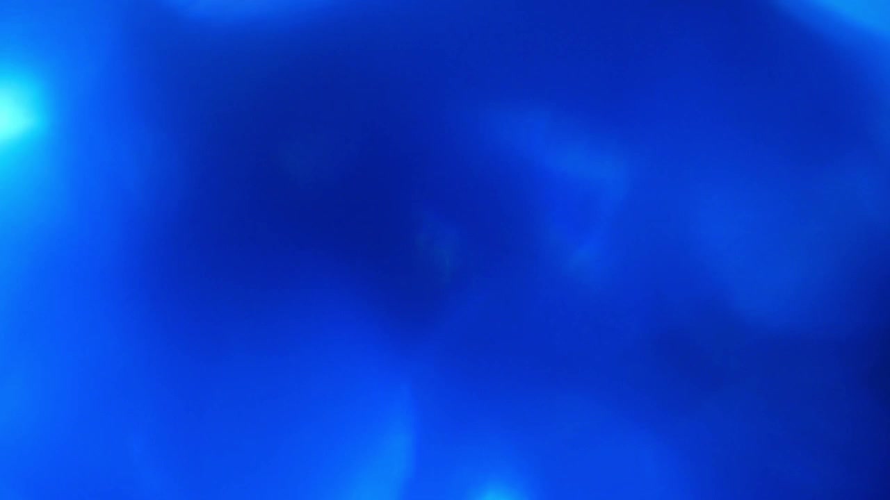 Transizione dinamica con perdite di luce blu e bagliori ottici