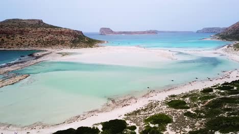 spiaggia di balos a creta, in grecia