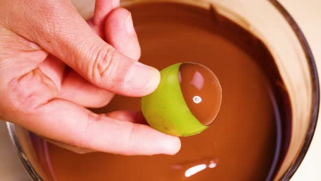 grape dipped in chocolate by hand