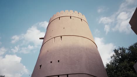 Nizwa-Fort,-Oman:-An-emblem-of-heritage-and-history