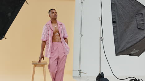 moda, fotografía y trabajo de modelo masculino